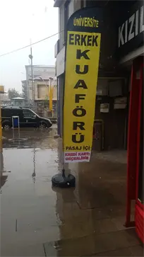 erkek-kuaforu-yelken-bayragi-1